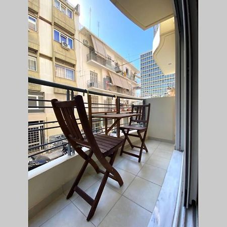 Nikitas' Apartment By The Tube Athens Exterior photo